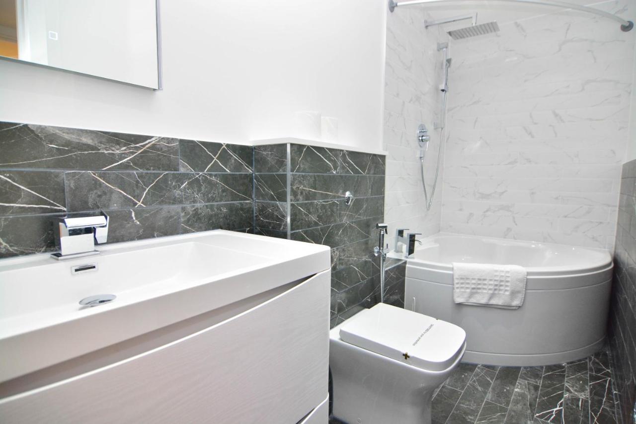 Wharf - Macarena Apartment London